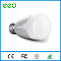 China Precio de fábrica Material PC 6W 220V SMD 2835 E27 Bombilla LED, iluminación inteligente remota